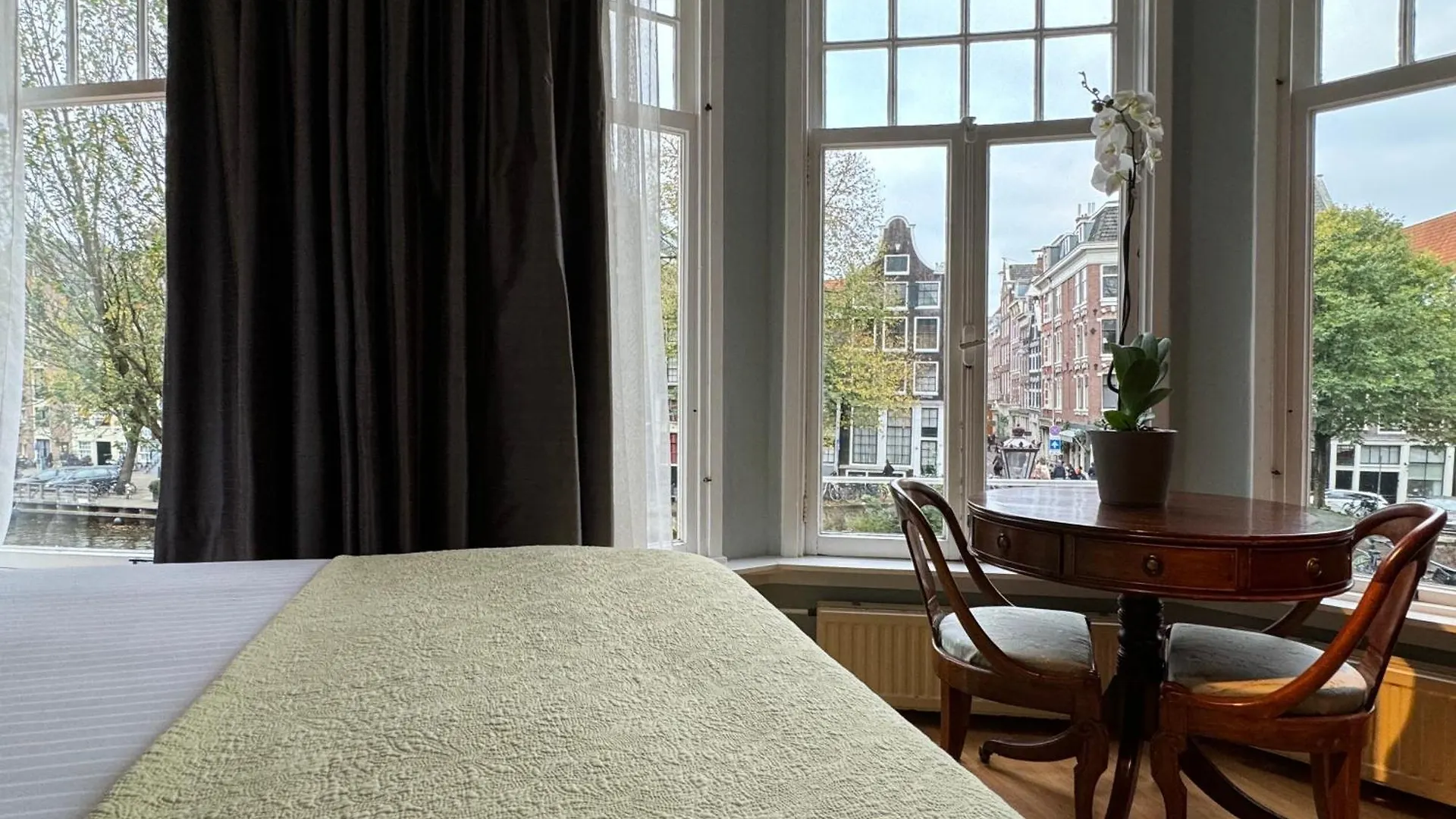 Decor Canal House Bed & Breakfast Amsterdam