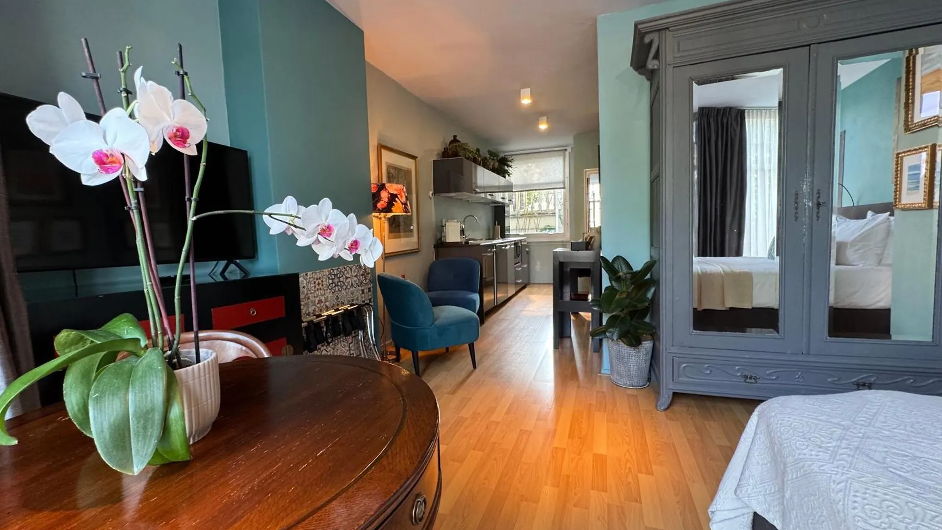 Decor Canal House Netherlands
