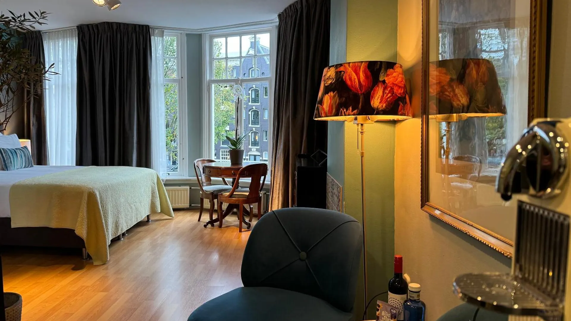 Decor Canal House contacts